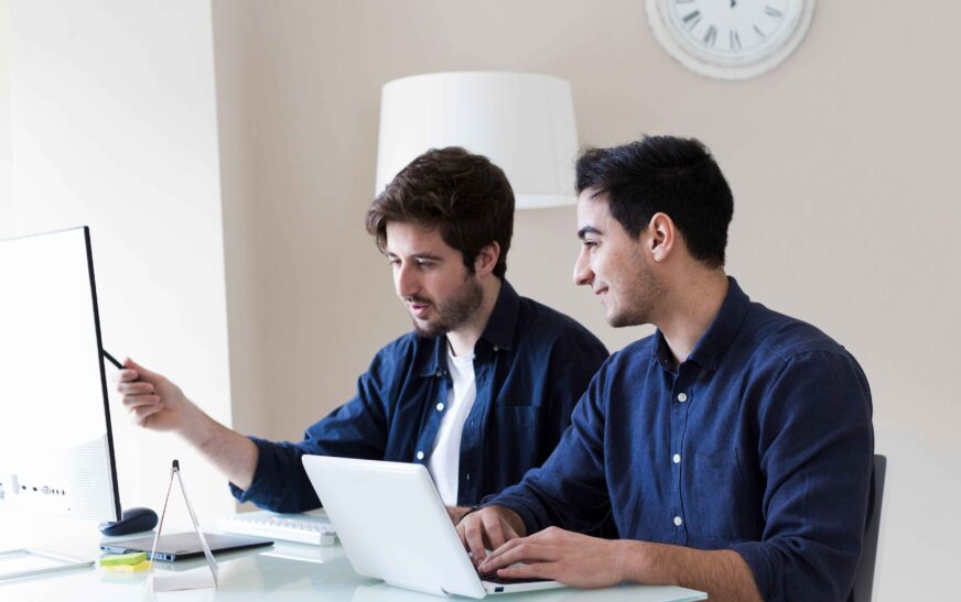 لماذا تُعد برمجة التطبيقات ضرورية للشركات في دبي؟