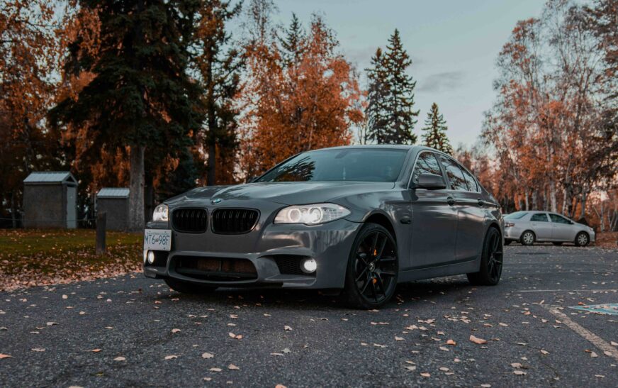 Start Your Journey Right with Car Rentals in Dubai