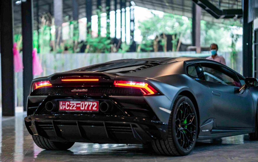 BUDGET BLISS: CAR RENTALS IN DUBAI